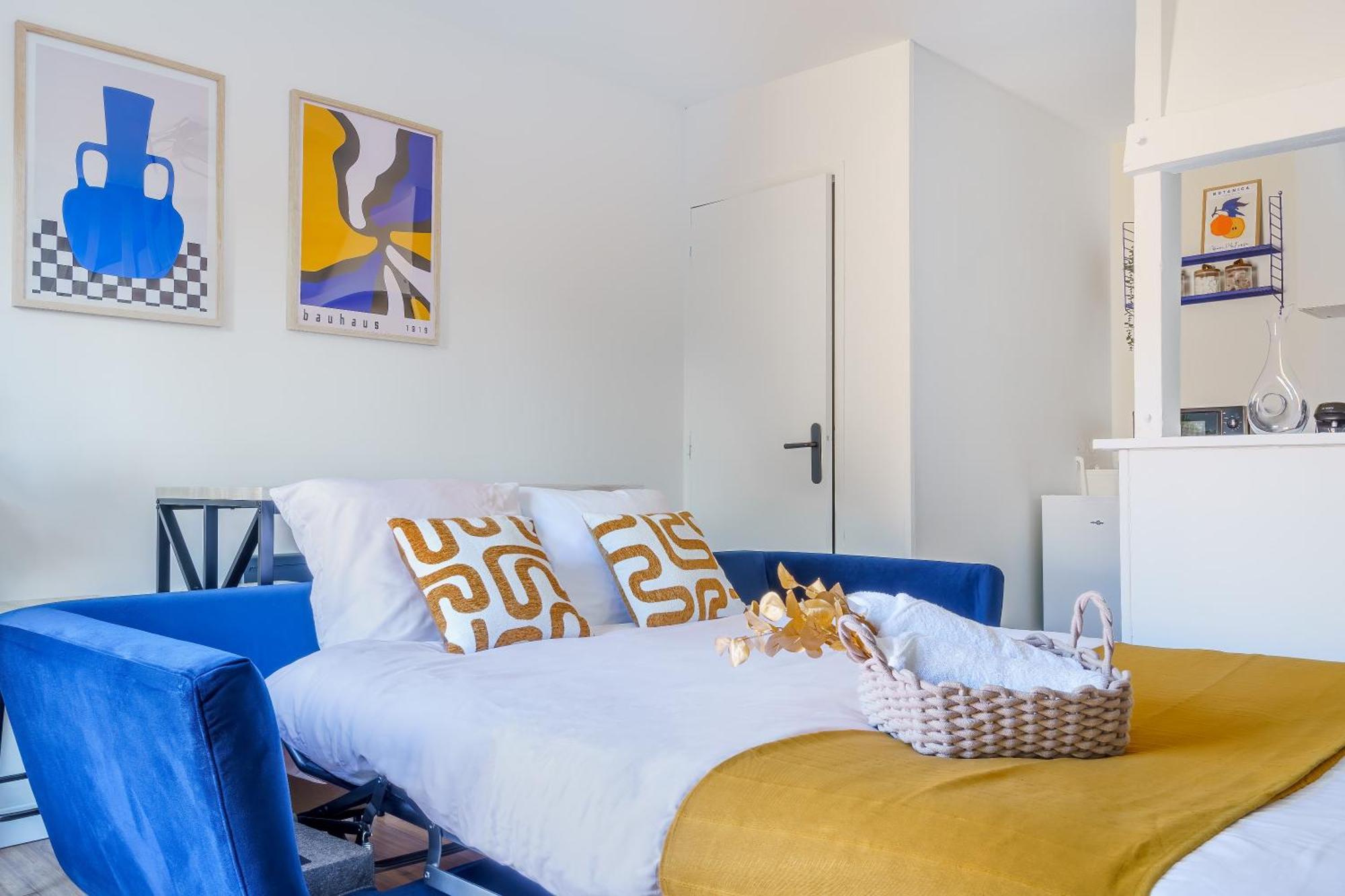 Maisonnette Bleu Horizon Avec Jardin - 2min Gare - Serenito Homes *