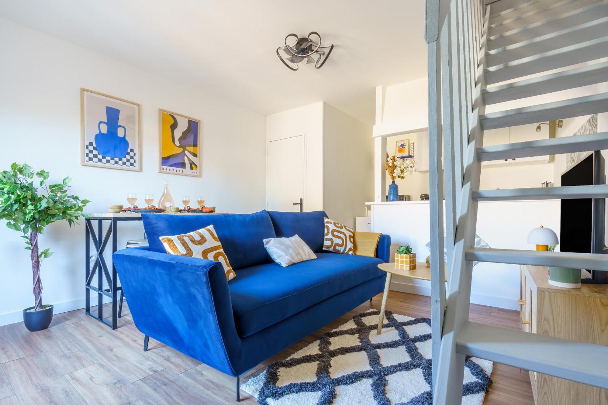 Maisonnette Bleu Horizon Avec Jardin - 2min Gare - Serenito Homes