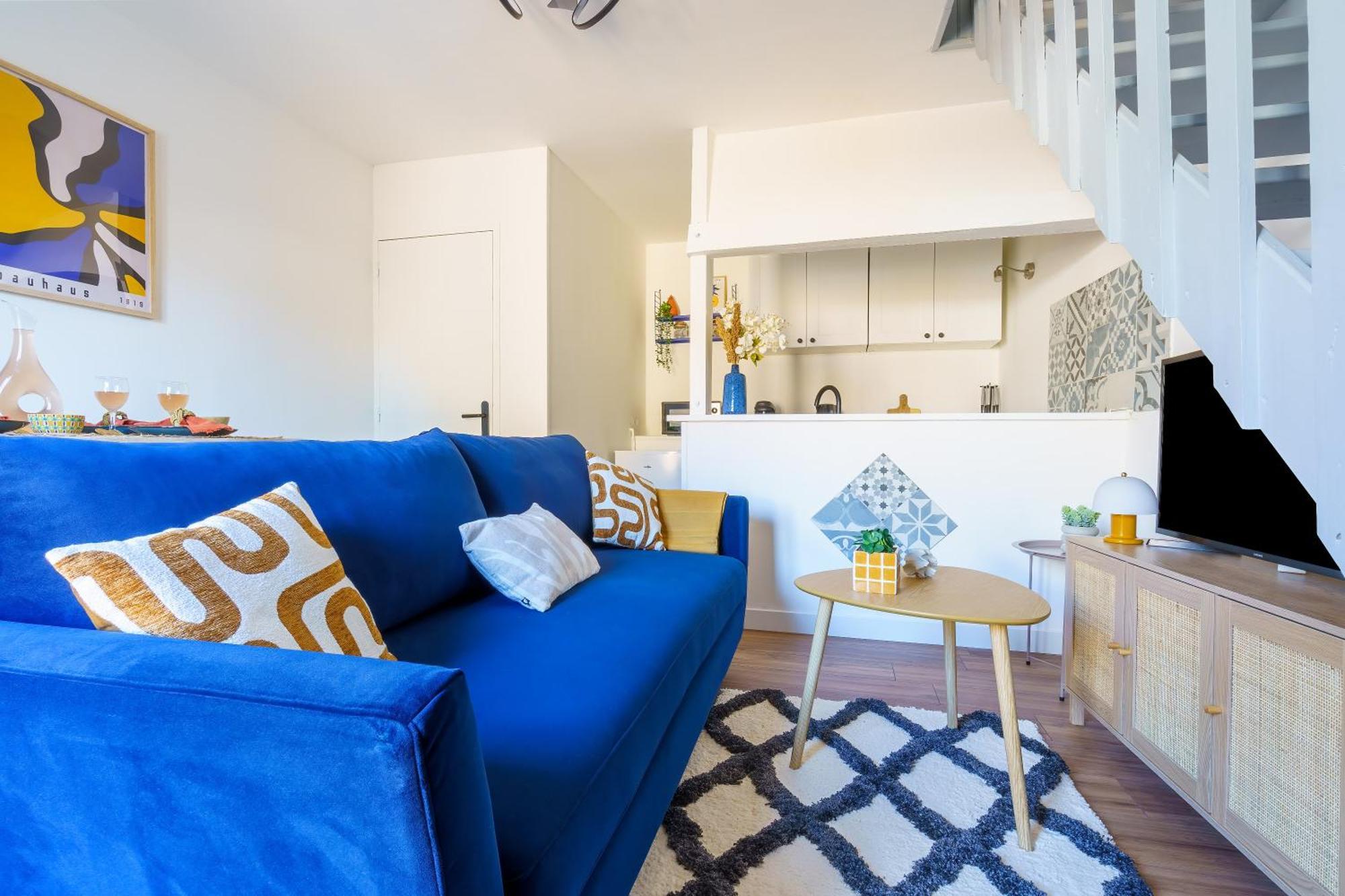 Maisonnette Bleu Horizon Avec Jardin - 2min Gare - Serenito Homes