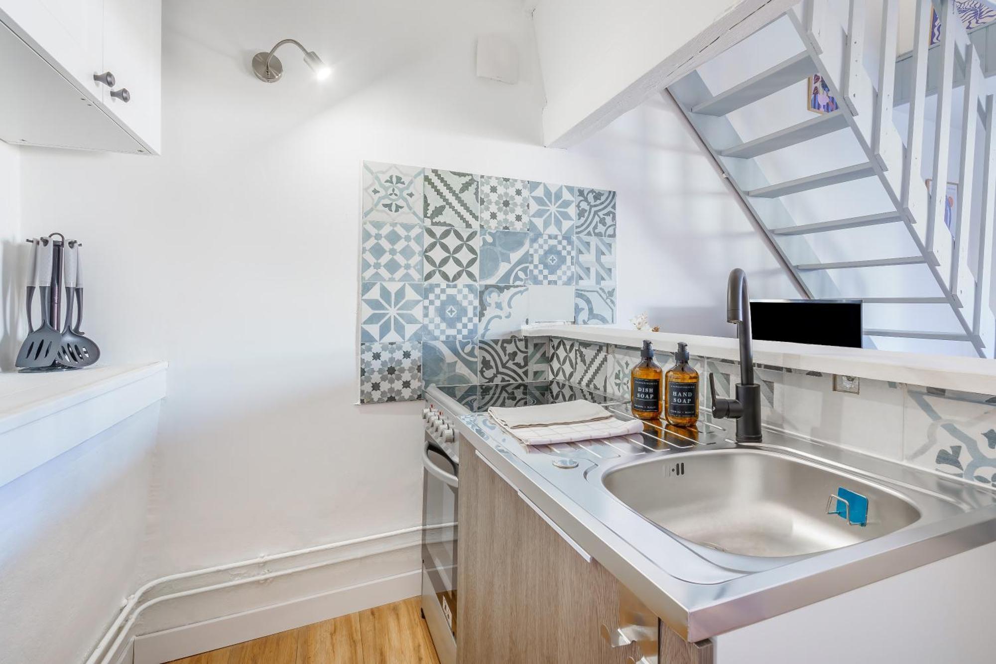 Maisonnette Bleu Horizon Avec Jardin - 2min Gare - Serenito Homes Apartment *